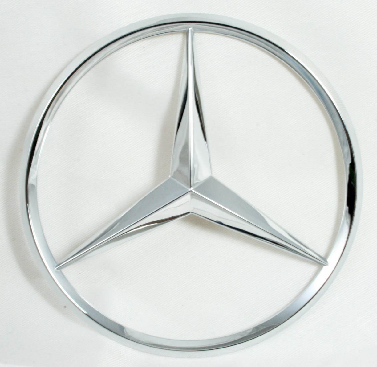 Original Mercedes-Benz Stern für die Heckklappe, Heckdekel - C-Klasse S203  - Hammer Store - Mercedes-Benz und smart Originalteile und Zubehör