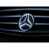 Mercedes-Benz Stern beleuchtet