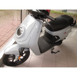NIU MQi GT L 4831 Elektroroller 70 km/h - Sofort Lieferbar