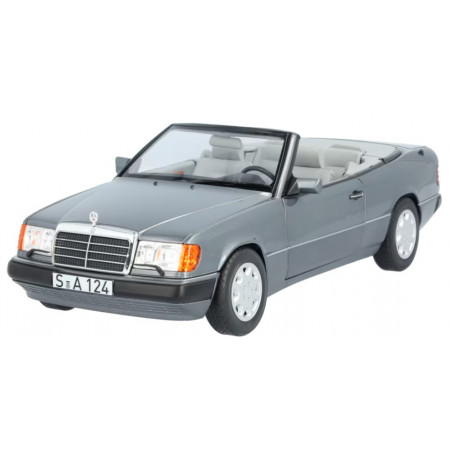 Original Mercedes Benz Modellauto 1:18 300 CE-24 Cabriolet A 124 (1991-1993) B66040685