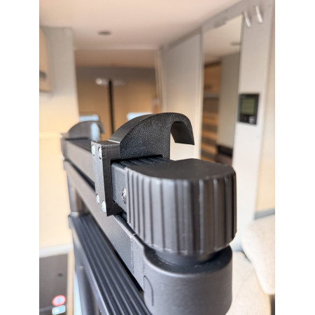 Teleskopleiter 2,6 m mit Haken – Ideal für Camper & Aufstelldach auch Hymer